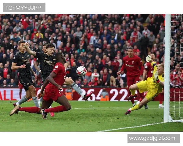 利物浦与利兹联精彩对决录像回放全程分析与精彩瞬间回顾